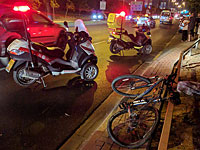 На улице Роках в Тель-Авиве автомобиль сбил велосипедиста  