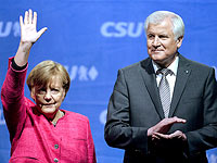 Ангела Меркель и Хорст Зеехофер в Мюнхене, 22 сентября 2017 года