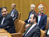 Абдол-Расул Дори Эсфахани на переговорах в Вене в 2015 году   