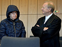 Вернер Маус (слева) в суде  