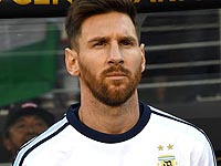 Лионель Месси забил три мяча и вывел аргентинцев в финальную часть чемпионата мира