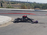 два человека получили тяжелые травмы в результате столкновения между легковым автомобилем и мотоциклом в Ашкелоне