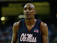 20 октября на 36-м году жизни от рака скончался бывший баскетболист клубов "Бостон Селтикс" и  "Миннесота Тимбервулвз" Джастин Рид