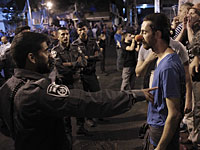 В Петах-Тикве и Тель-Авиве прошли еженедельные митинги протеста