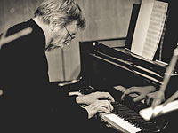 7 ноября в зале "а-Тейва" в Тель-Авиве состоится сольный фортепианный концерт Владимира Мартынова