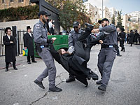 "Умрем, но не пойдем в армию": акция протеста ультраортодоксов в Иерусалиме  