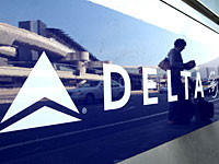 "Хелл-Авив" и "уродливые евреи": сотрудники Delta Airlines подали на компанию в суд