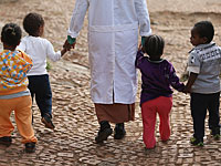 Эфиопия положила конец иностранным усыновлениям. Соцслужбы бьют тревогу  