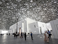 В Лувре Абу Даби заменили карту, на которой не было Катара