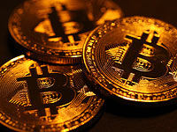 Курс криптовалюты Bitcoin продолжает стремительно падать