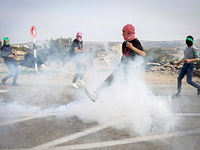 Беспорядки в Палестинской автономии: ЦАХАЛ применяет средства для разгона демонстраций