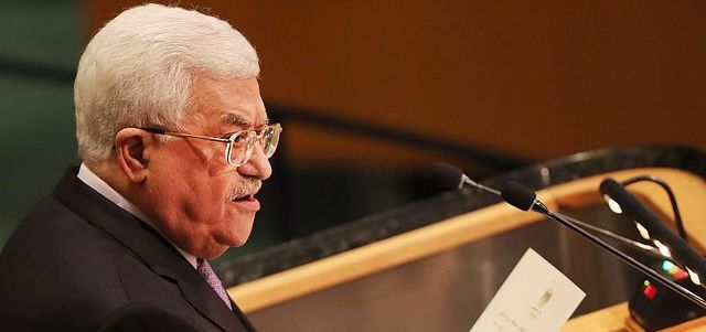 Аббас потребовал от Трампа признать "государство Палестина"