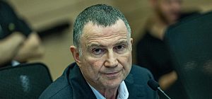 Мир становится более безопасным местом. Интервью с Юлием Эдельштейном