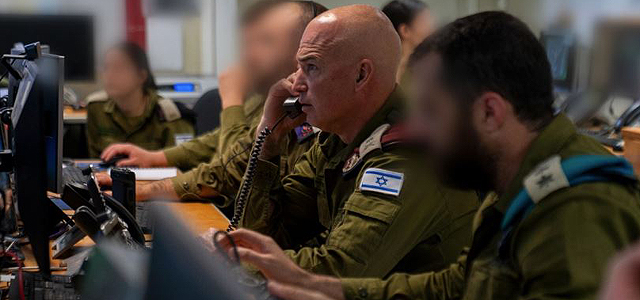 ЦАХАЛ атаковал объекты "Хизбаллы" на юге Ливана



