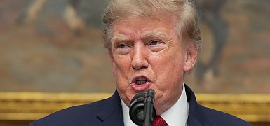 Трамп объявил "экономический день D" против Ирана и пригрозил странам, помогающим Тегерану