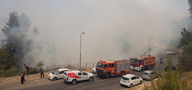 Сильный лесной пожар в Иерусалиме. Фоторепортаж