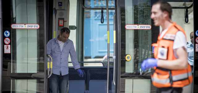 Теракт в иерусалимском трамвае: убита девушка