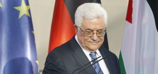 Аббас требует поставок оружия и освобождения заключенных