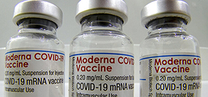 СМИ: в июле и августе израильтяне смогут привиться вакциной Moderna
