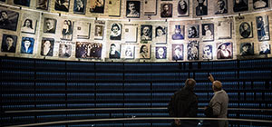 Выжившие в Холокосте. Два рассказа