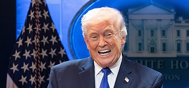 Трамп объявил о повышении глобальных торговых пошлин до 15%