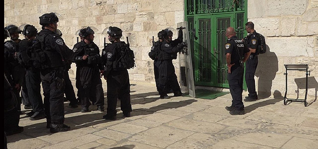Беспорядки на Храмовой горе. Четверо полицейских ранены, 24 араба задержаны
