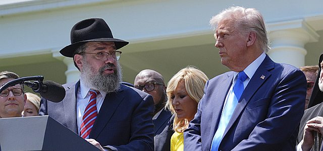 Трамп полагает, что в живых осталось менее 24 заложников