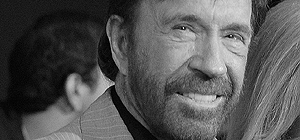 Звезда боевиков Чак Норрис скончался в возрасте 86 лет