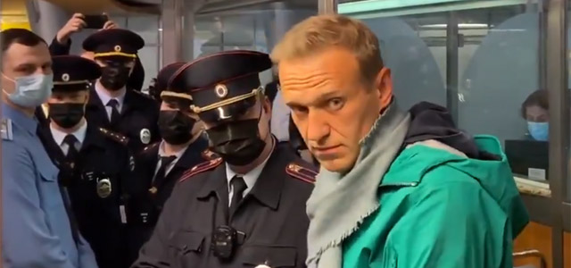 Алексей Навальный задержан в аэропорту "Шереметьево"