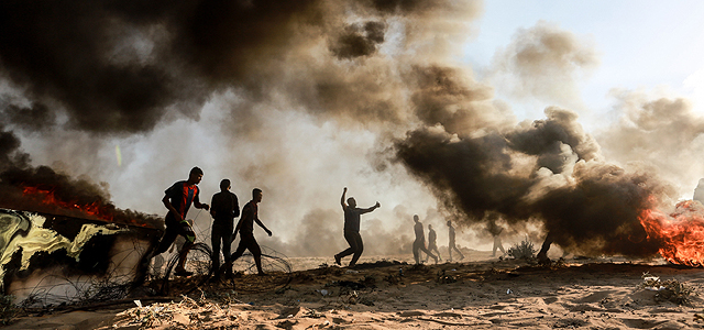 "Марш" на границе Газы; ВВС ЦАХАЛа ответили атаками на провокации