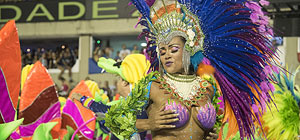 Кульминация карнавала в Рио: парад школ самбы. Фоторепортаж