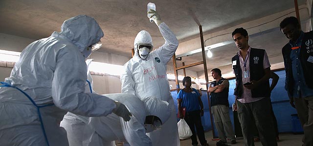 Израильские врачи отправятся в Африку для борьбы с Эболой