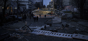 Россия нанесла "новогодний" ракетный  удар по Украине. Есть погибший и раненые; в Киеве поврежден отель