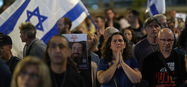 "Аль-Хадад": ХАМАС распределяет заложников в группы перед реализацией сделки