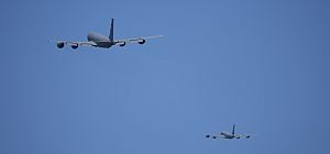 Десятки самолетов ВВС США вылетели на восток, в Иране повышена готовность ПВО