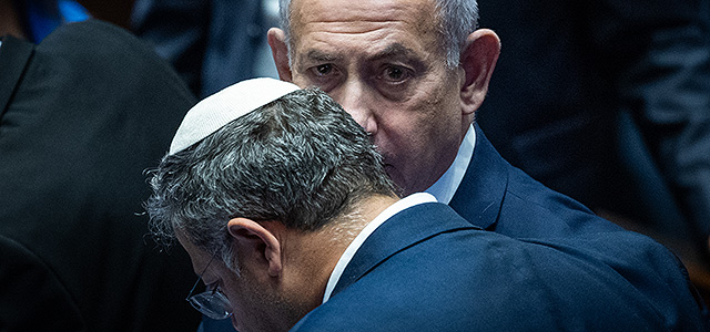 Правительство обещает сформировать "независимую" комиссию по расследованию 7.10