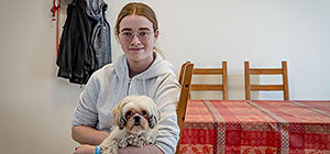 Бывшая заложница Майя Леймберг, спасшая свою собаку, вернулась домой
