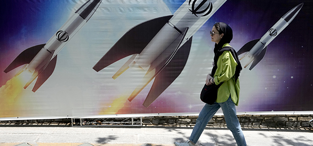 Иранская оппозиция утверждает, что обнаружила объект, на котором ведутся работы над ядерной бомбой