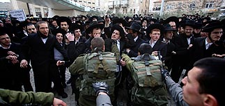 "Религиозные войны" вернулись в Израиль 