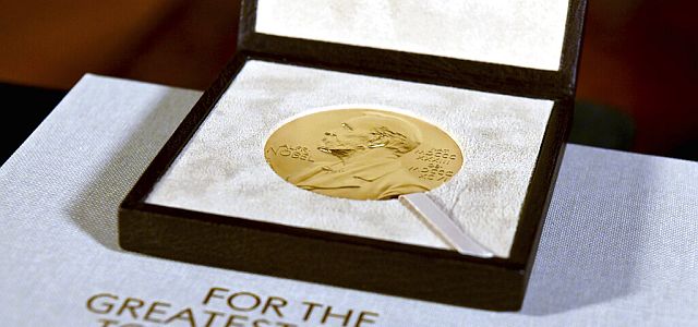 Нобелевская премия мира присуждена правозащитникам из Беларуси, России и Украины