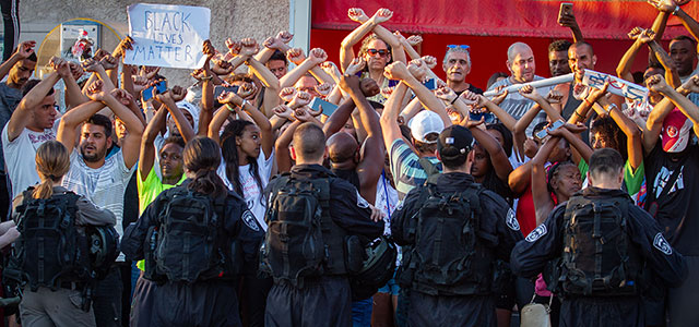 "Эфиопский" протест и действия полиции. Опрос NEWSru.co.il