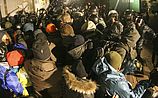 "Беркут" разогнал Евромайдан в Киеве, есть пострадавшие