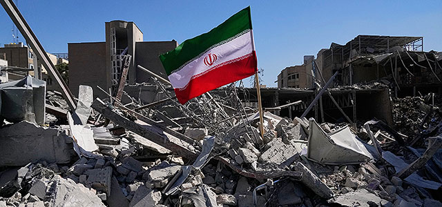 4-й день войны "Рычание льва": обстрелы территории Израиля, ЦАХАЛ и армия США атакуют в Иране