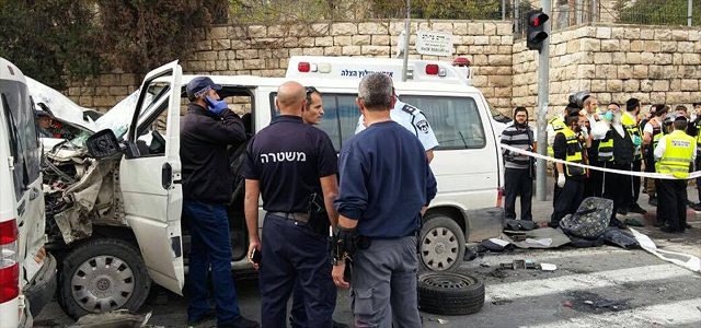 "Автомобильный теракт" в Иерусалиме, есть жертвы
