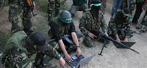 Пресечена попытка ХАМАСа взломать телефоны солдат при помощи "репатрианток"