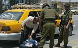 Палестинское такси врезалось в военную машину: есть пострадавшие