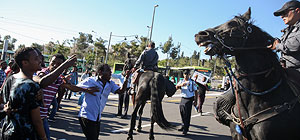 Беспорядки у штаба полиции в Иерусалиме: выходцы из Эфиопии протестуют против насилия
