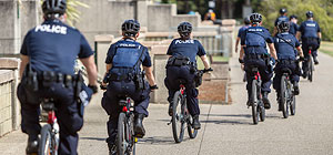 "Почти как в Европе": полиция на велосипедах охотится в Тель-Авиве за велосипедистами