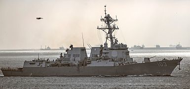 CBS News: иранцы атаковали американские эсминцы, но корабли не пострадали