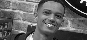 Задержаны семеро подозреваемых в причастности к убийству работника пиццерии в Петах-Тикве